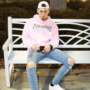 Meet your Posher, Dylan